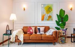 Modern Stylish by ALV, 3BR Duplex Condo 