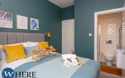 Lovely apartment beneath Edinburgh Castle