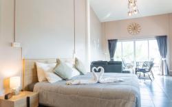 The BEACH CHA AM Suites