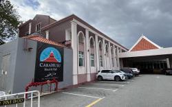Capital O 90756 Cara Hulu Hotel
