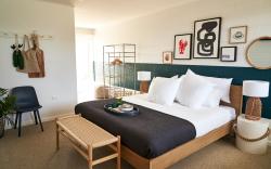 Peterborough House Motel