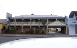 Richmond Motor Inn