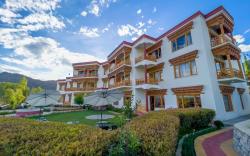 Hotel Trikaya Ladakh