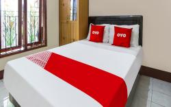OYO 91137 Griya Cipu Syariah Guest House
