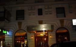 Hotel St. James