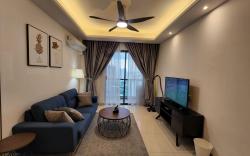 Sea View Dual-Key unit at R&F Princess by ANJU