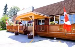 Lakeside Inn Restaurant and Bar