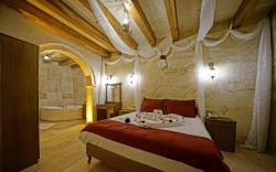 Balloon Cave Hotel