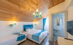 DAM HOTEL LARA