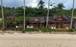 Beach Huts El Nido