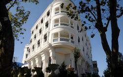 PARADISE ISLAND HOTEL
