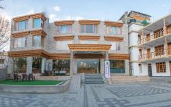 Malik Palace