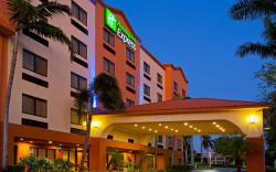 Holiday Inn Express and Suites Fort Lauderdale Airport West By IHG