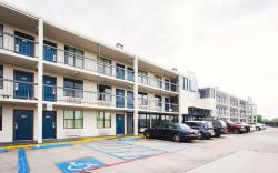 Studio 6  Houston, TX - Medical Center NRG Stadium
