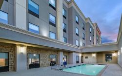 Hampton Inn & Suites Dallas I-30 Cockrell Hill, TX