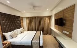 Hotel Pacific Residency