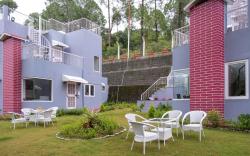 StayVista at Pines & Fir - Sprawling Gardens
