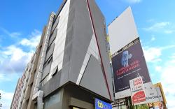 FabHotel Alpha Center - Nr. Mhatoba Mandir