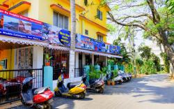 Hotel O Mahamaya Holiday Inn