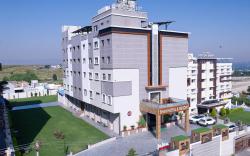 The Sky Imperial - Shahi Hotel & Resort