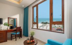 Platinum Beach Hotel Da Nang 