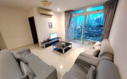 B112~KSL Mall ~ Bathtub ~ Netflix~City View~7 pax