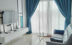 CY Majestic Homestay 7 (Condo with private Garden)