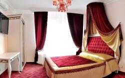 Royal City Hotel