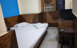 Mahesh guest house