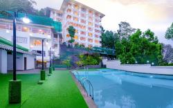 Treenz Hotel