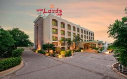 Lion Lords Inn-Rajula