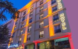 Kunlun Kensington Hotel