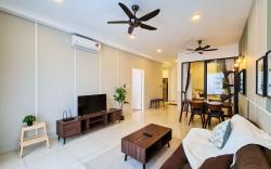 Ekocheras Elite Living: Designer Suite by Moka