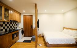 One bedroom Luxury apartment in Linh Lang Street