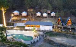 Paradise Pool Resort
