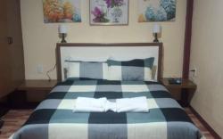 Alona Peace Lily Studio Apartment "UP"