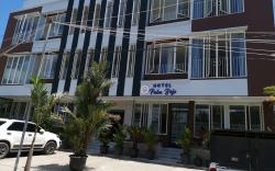 Palm Bajo Hotel