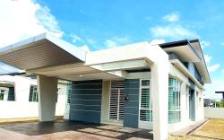 MODERN 52 COZY BUNGALOW 4ROOM 12PAX@ALMA BM