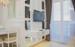 Modern and Comfy 2BR at Menteng Park By Travelio