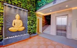 Dhruva Inn