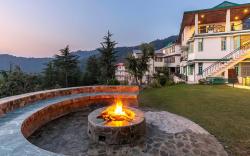 StayVista at Valleys & Peaks