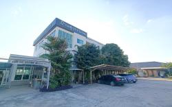 Baansuwanna Hotel