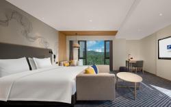 Holiday Inn Express Tengchong Hot Spring By IHG