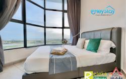 Atlantis-B12-10pax/Jonker St/Sea View/VideosGame