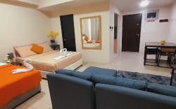 Eighty One (81) Newport Boulevard Condominium