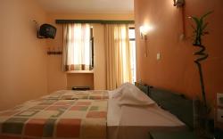 Morfeas Hotel