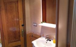 House  2 Bedrooms with WiFi  108863