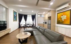 Entire 2Bedroom Fahrenheit88 Condo Facing Pavilion