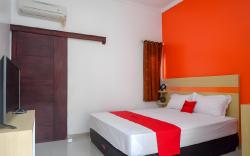 RedDoorz Syariah near Alun Alun Kota Rembang