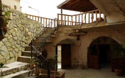 uçhisar cave house